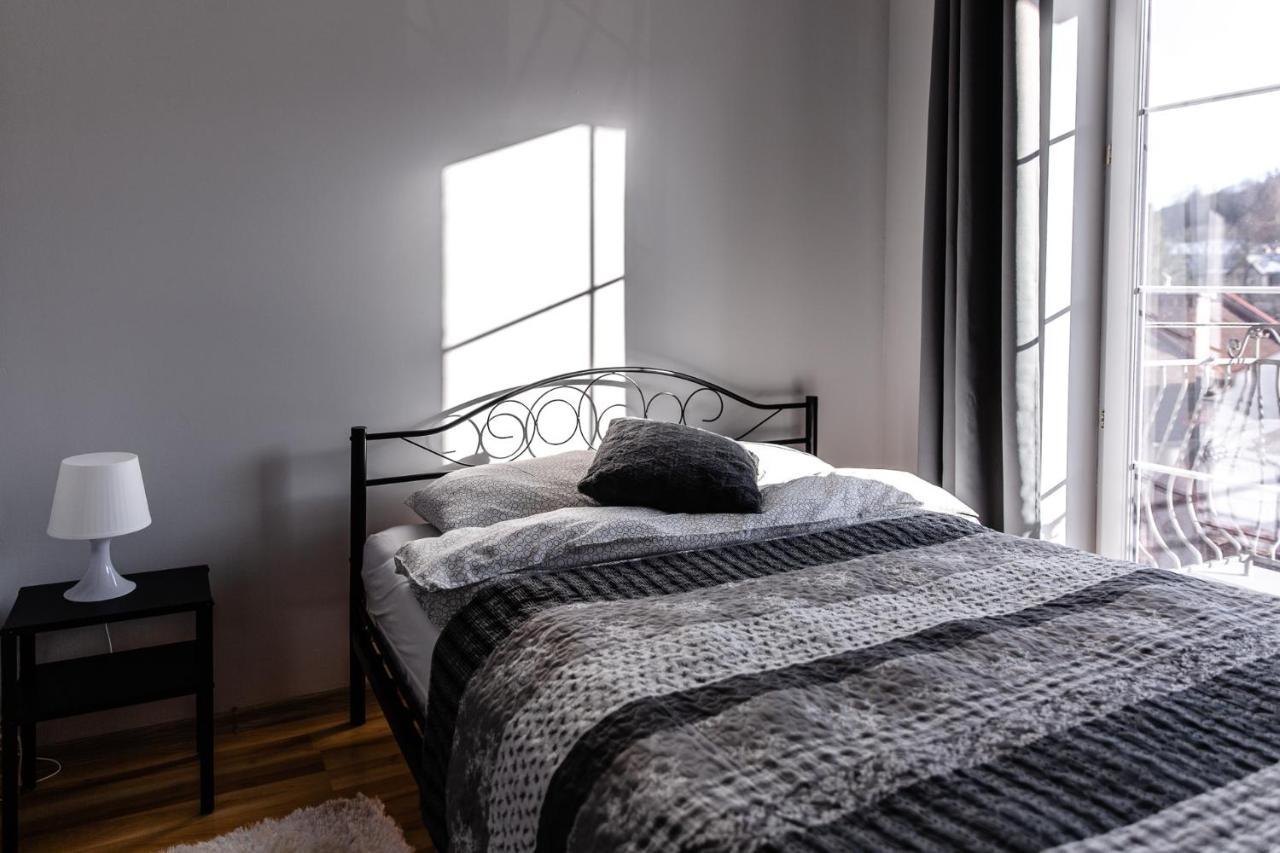 Apartament Szczesliwy Ustrzyki Dolne Esterno foto