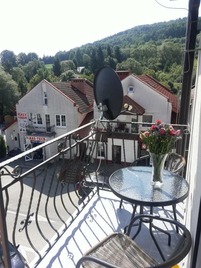 Apartament Szczesliwy Ustrzyki Dolne Esterno foto