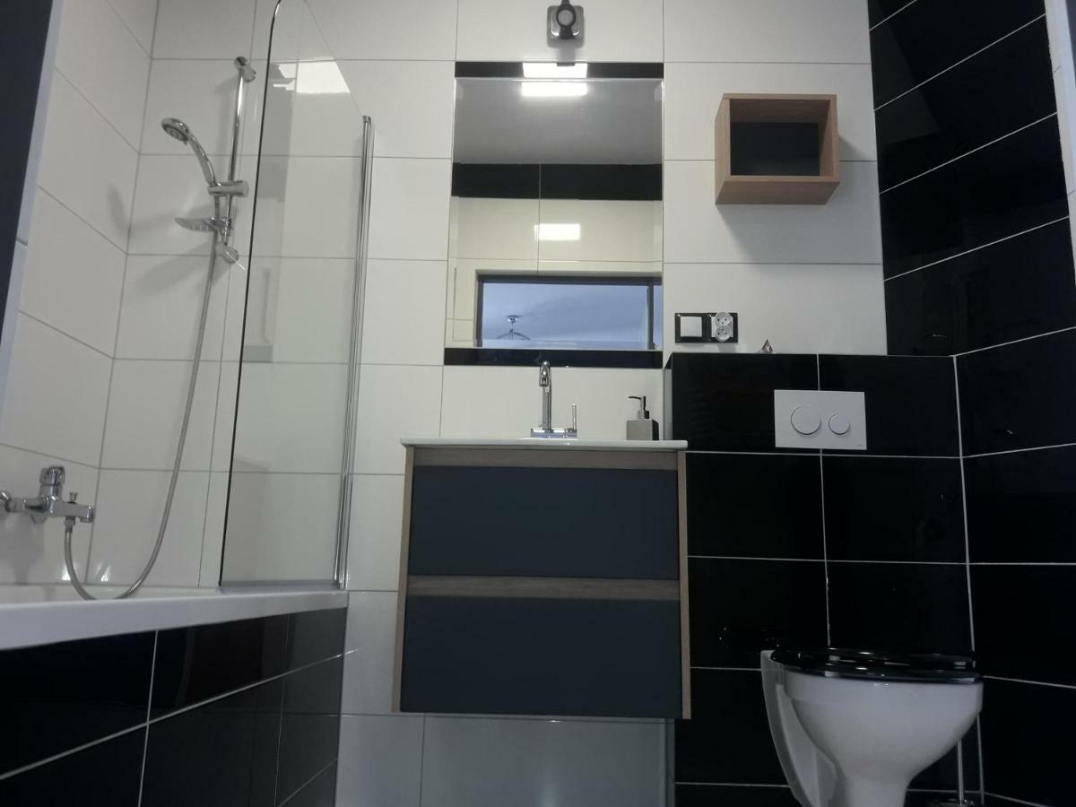 Apartament Szczesliwy Ustrzyki Dolne Esterno foto